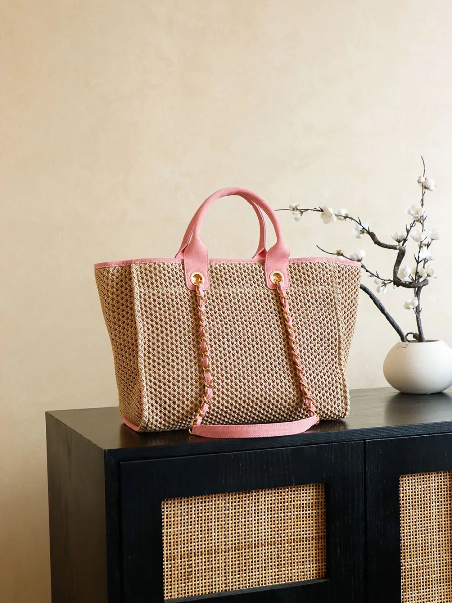 chanel26_cruise_a66941_side.jpg