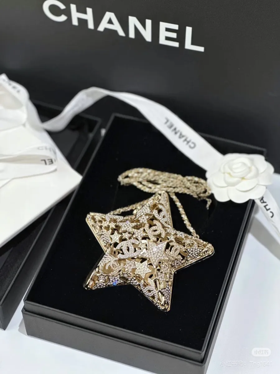 chanel_as5658_side.jpg