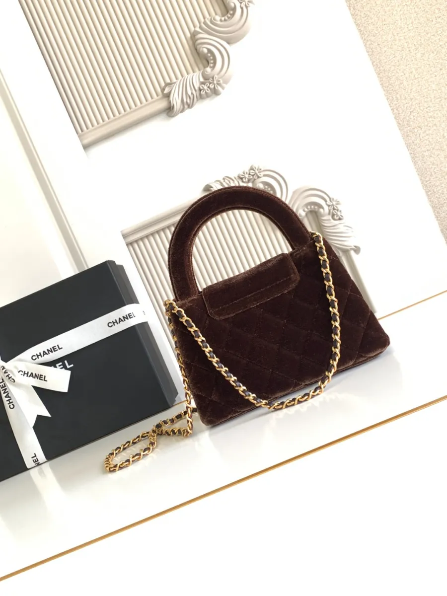 chanel_silkeubelbes_kellybag_as4416_back.jpg