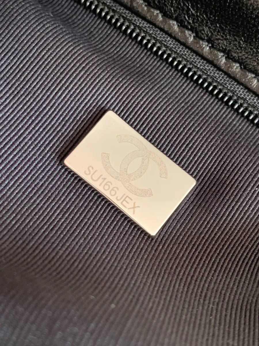 chanel_calfskin_kellybag_as4416_detail_05.jpg