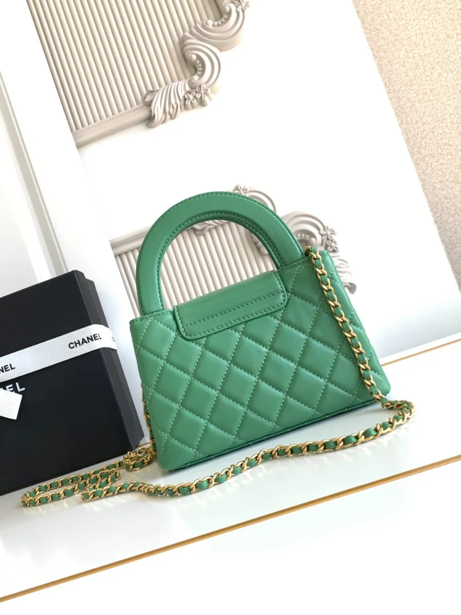 chanel_calfskin_kellybag_as4416_back.jpg