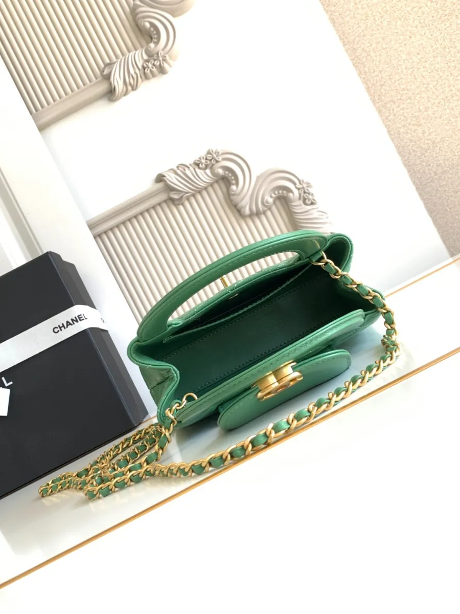 chanel_calfskin_kellybag_as4416_inside.jpg