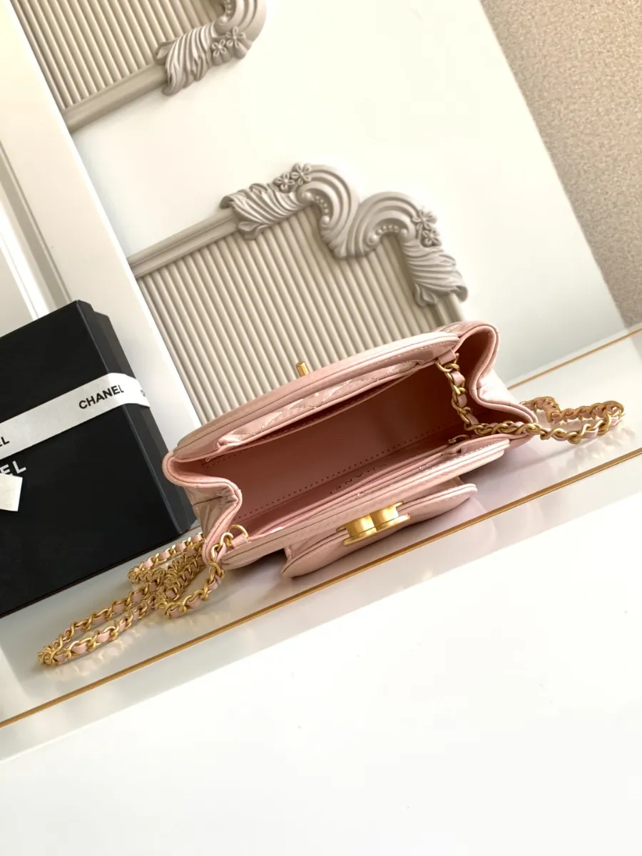chanel_calfskin_kellybag_as4416_inside.jpg
