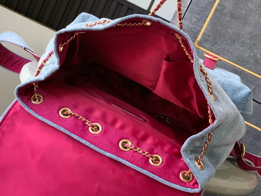 chanel_deauville_double_shoulder_backpack_a91819_inside.jpg