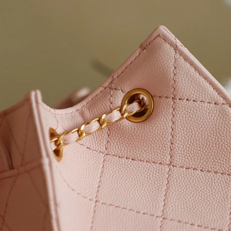 chanel_25b_double_shoulder-bag_backpack_as5600_detail_03.jpg