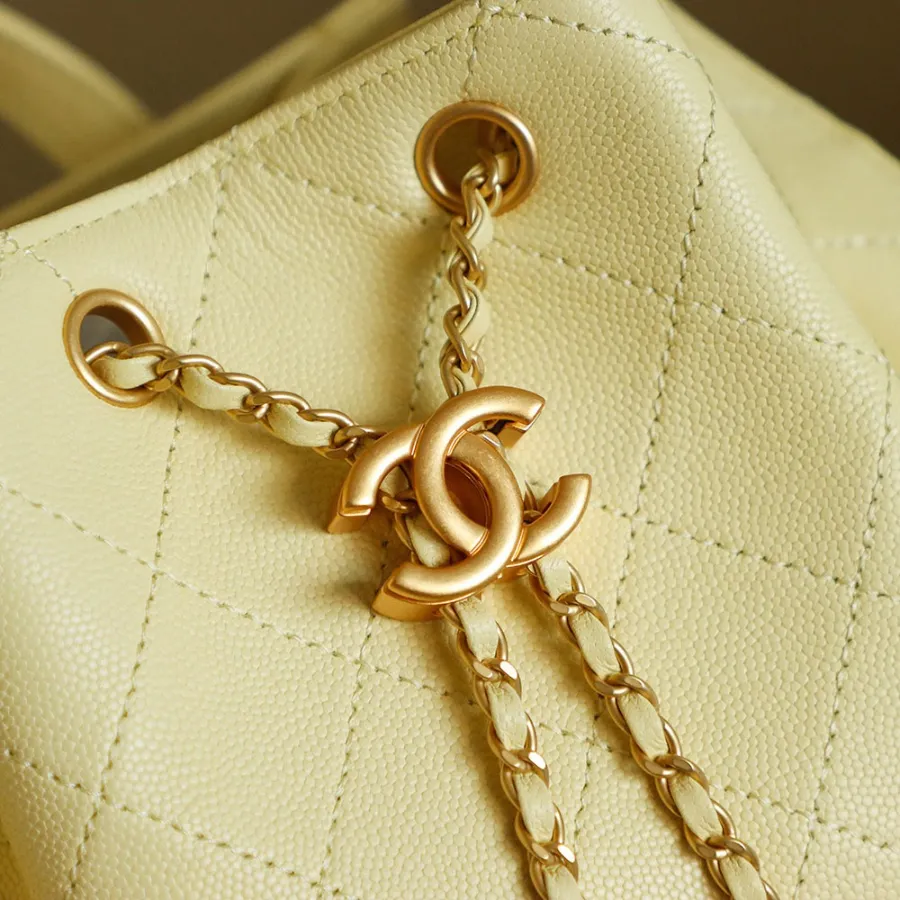 chanel_25b_double_shoulder-bag_backpack_as5600_detail_03.jpg