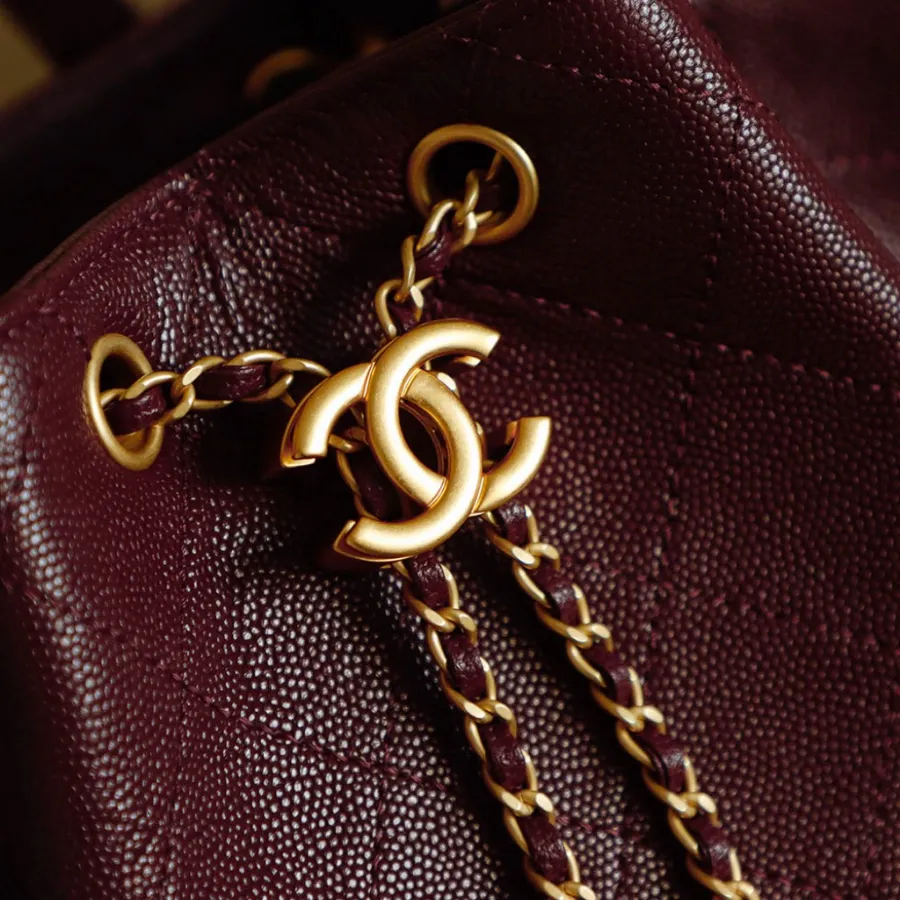 chanel_25b_double_shoulder-bag_backpack_as5600_detail_02.jpg