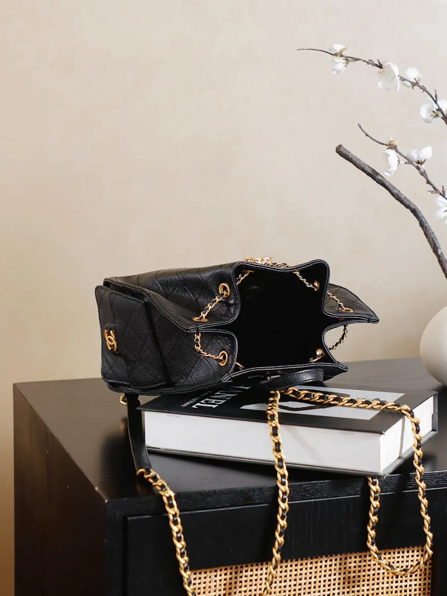 chanel_25b_double_shoulder-bag_backpack_as5600_inside.jpg